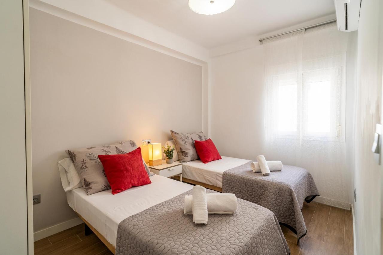 New Luxury House In The Center! Nuevo Piso De Lujo En El Centro. Apartment Malaga Luaran gambar